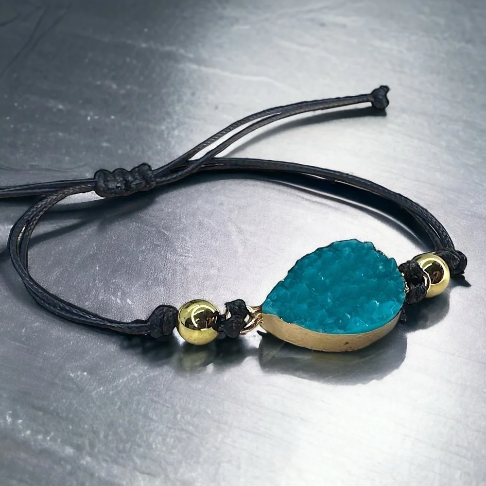 Chic NWOT Black Leather Adjustable Bracelet with Dazzling Gold & Turquoise Charm